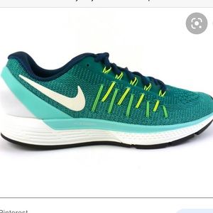 Nike Zoom Odyssey 2 Sneakers Size 9